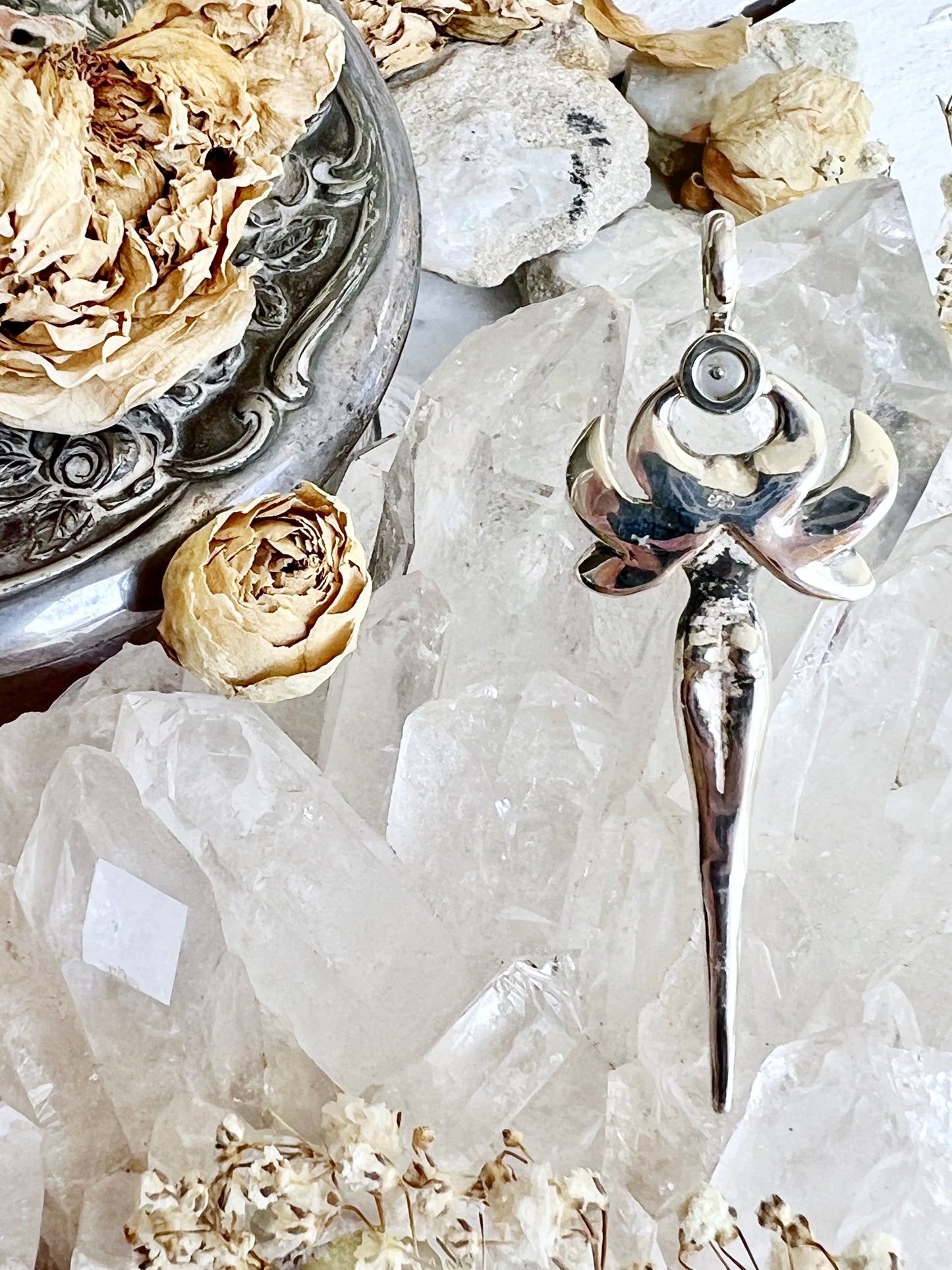 ‘Oceans Grace’ Pearl Goddess Talisman Pendent 925