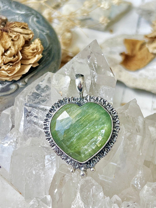 ‘Heart of Mother Gaia’ Faceted Green Kyanite Talisman Pendent 925