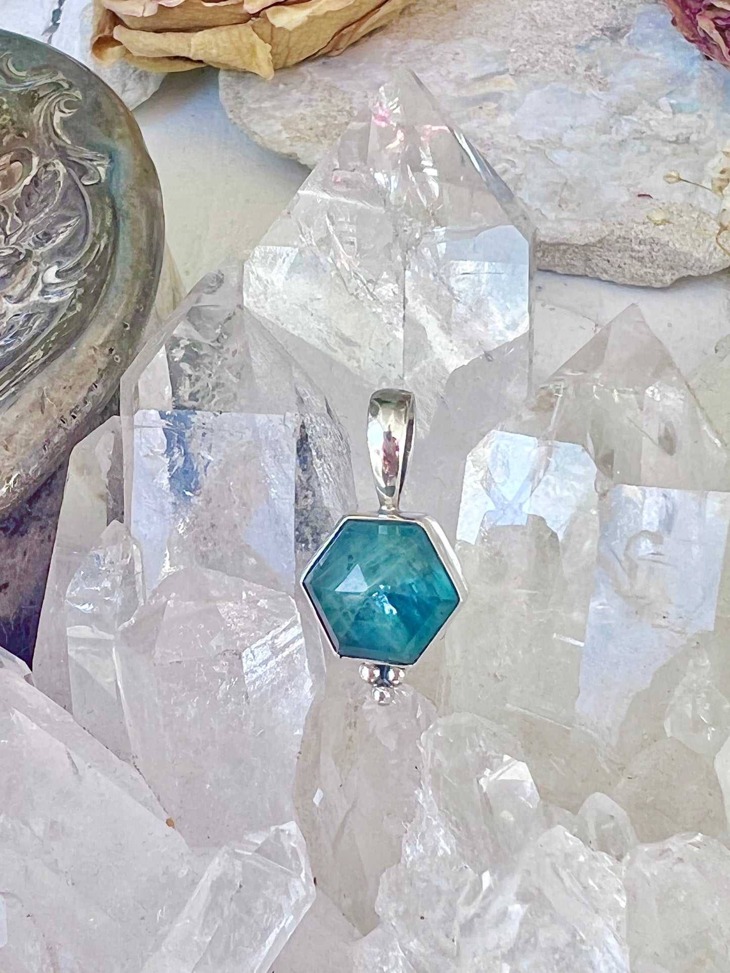 ‘Harmonia’ Hexagon Ocean Kyanite Pendent OK2