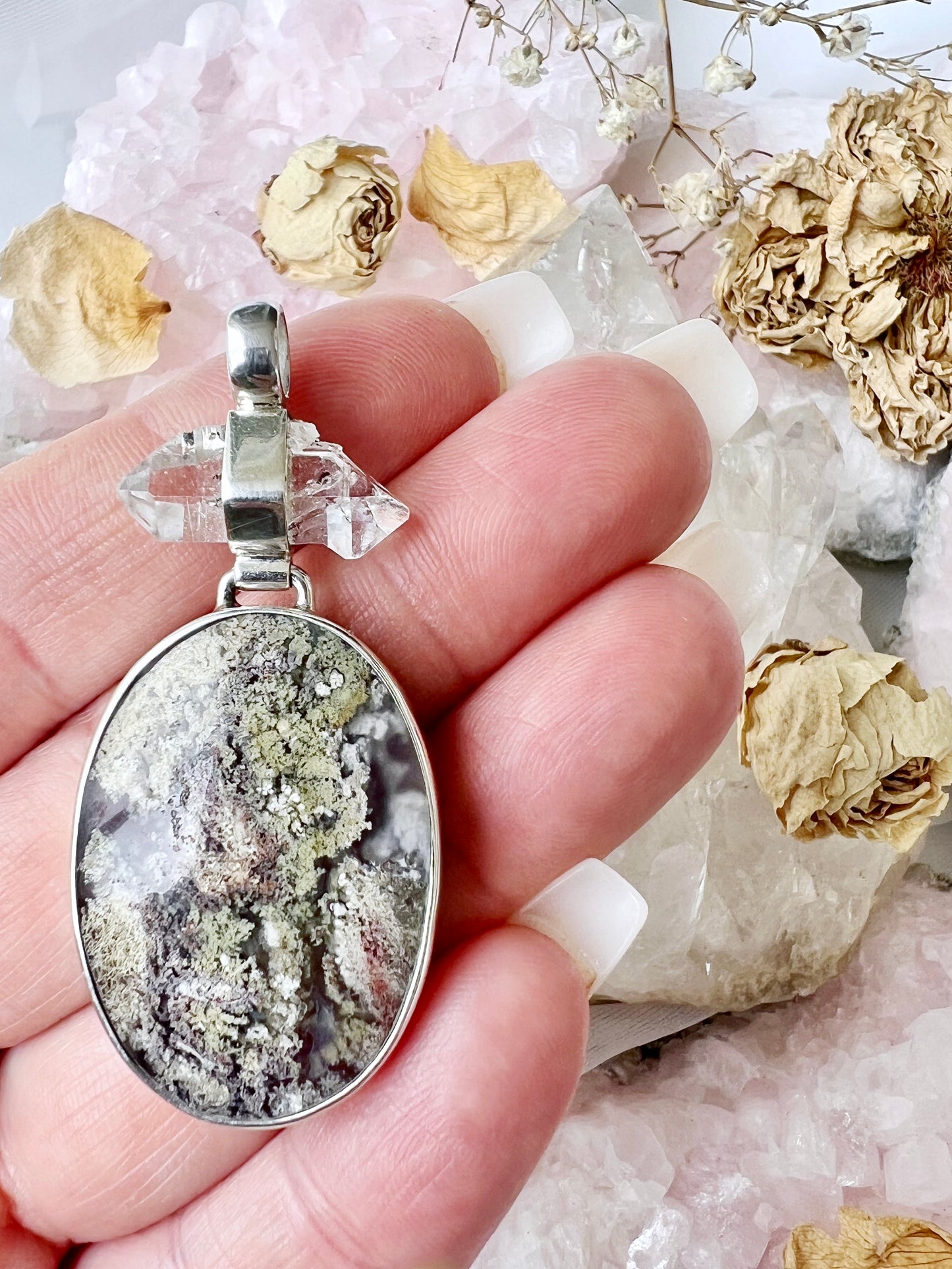 Moss Agate & Diamond Quartz Sterling Silver Pendent 1823