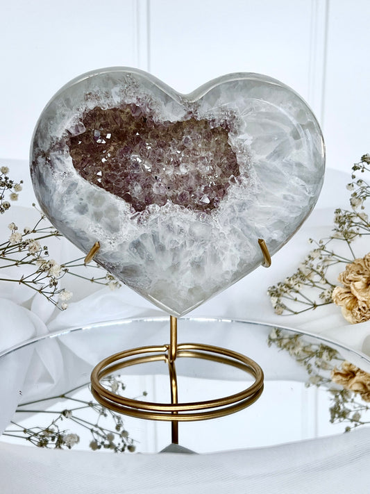 Druzy Amethyst In Agate Heart on Stand 4015