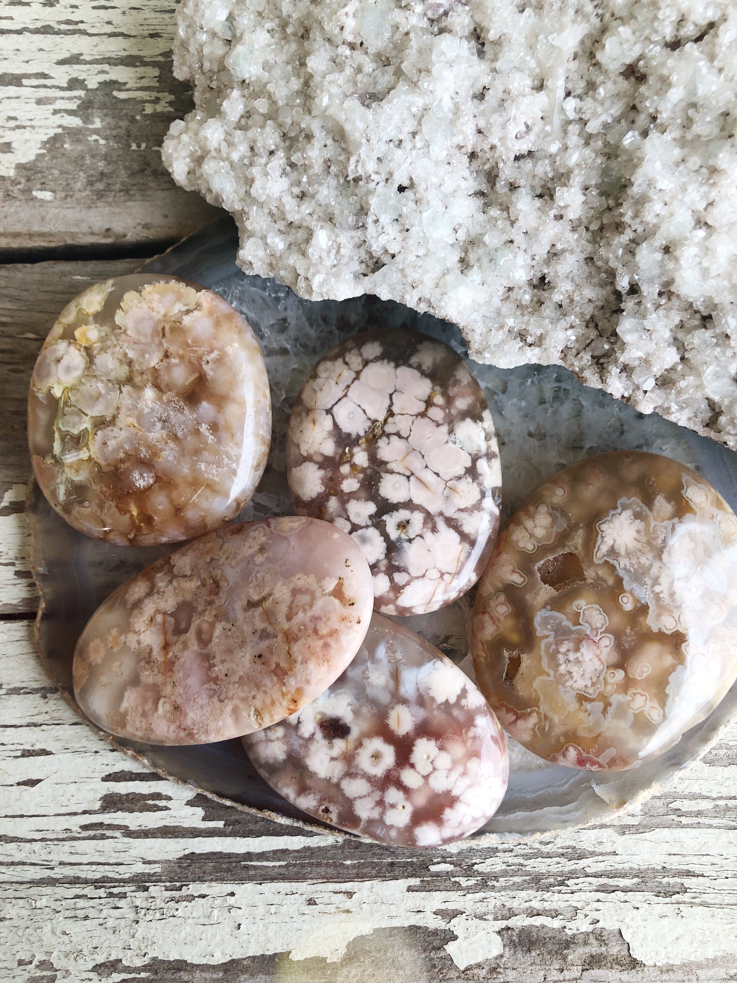 Flower Agate Palm Stones