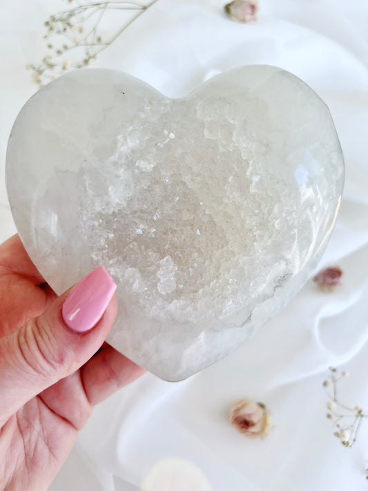 White Agate Geode Puffy Heart 4170