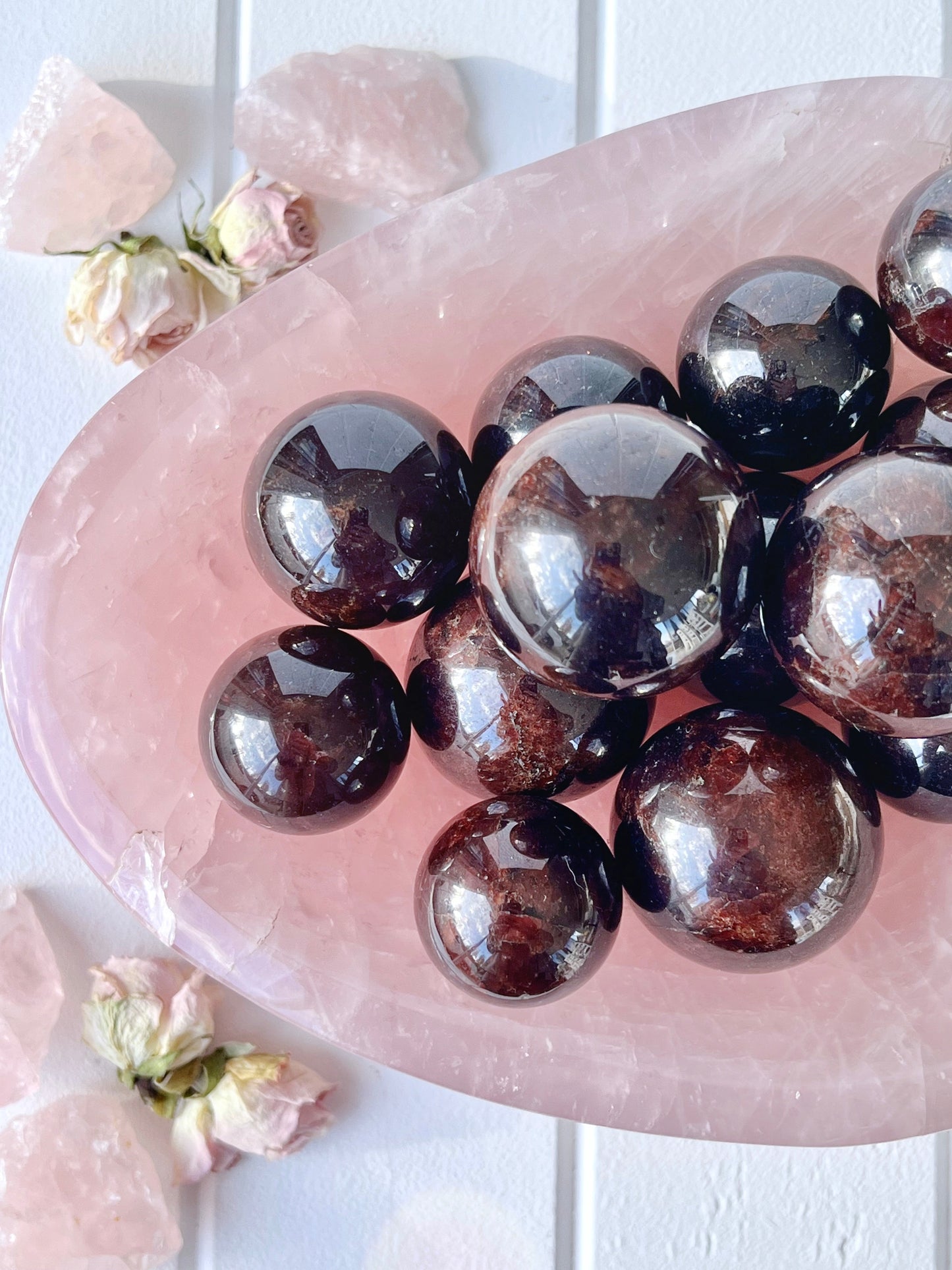 Medium Star Garnet Sphere