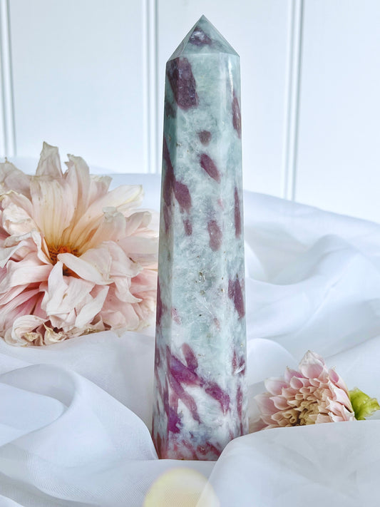 Tall Pink Tourmaline In Quartz Generator 2285