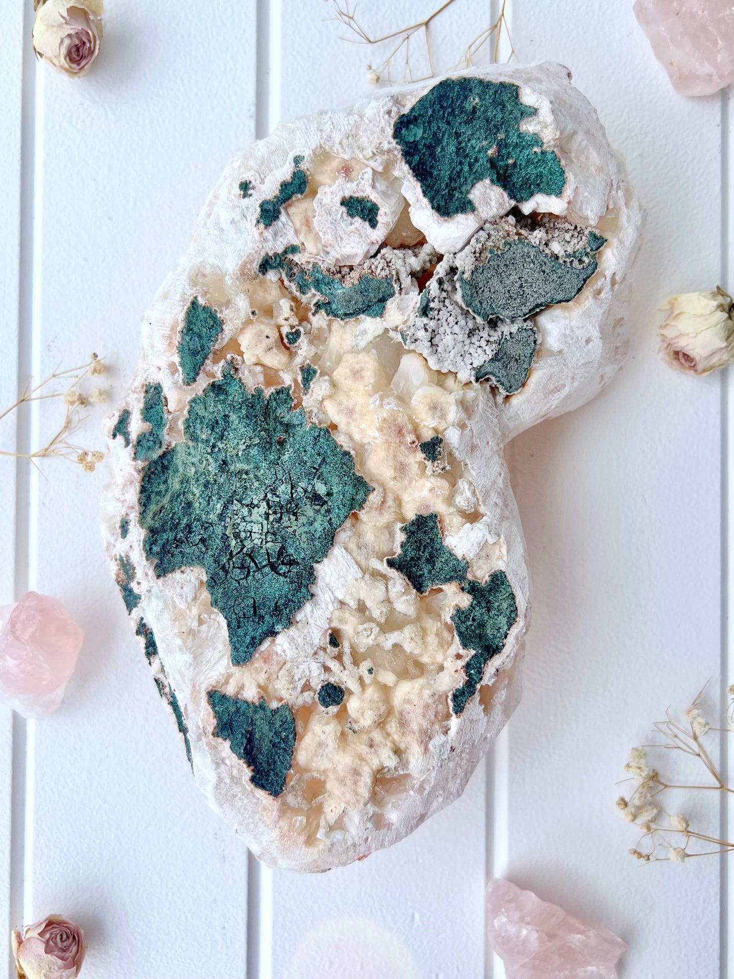 Red Orange Sugar Kissed Sunset Stilbite Cluster
4401