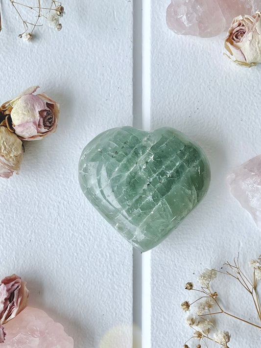 Polished Aquamarine Beryl Heart 4395