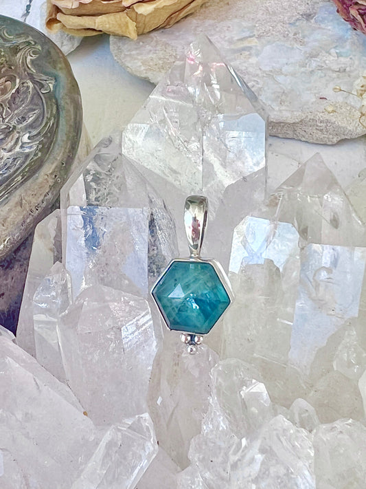 ‘Harmonia’ Hexagon Ocean Kyanite Pendent OK2