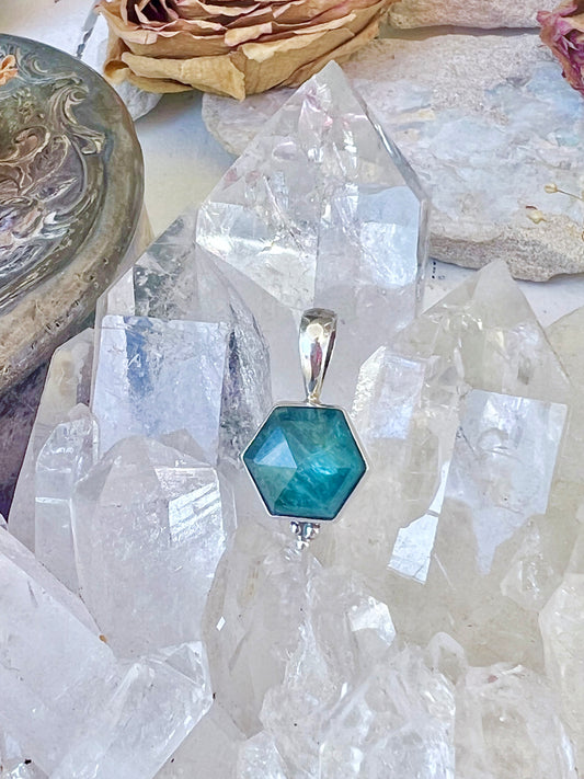 ‘Harmonia’ Hexagon Ocean Kyanite Pendent OK1